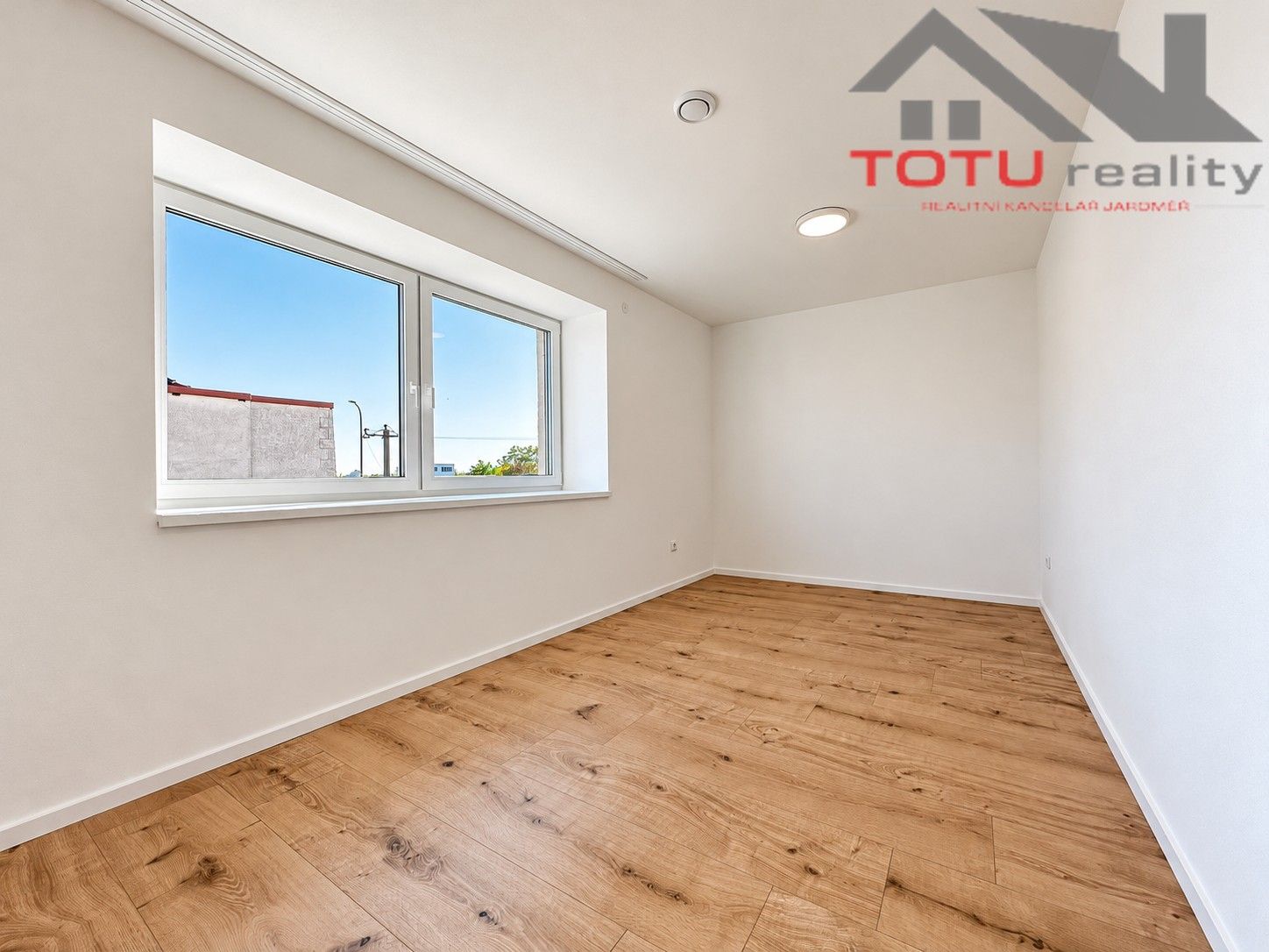 Pronájem byt 2+kk - Gen. Svobody, Černožice, 51 m² - 5