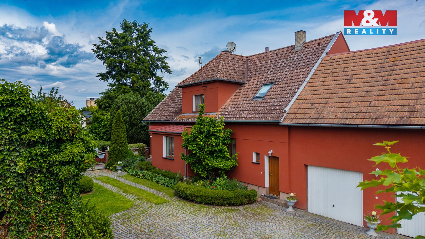 Rodinné domy, Koprník, Kněžmost, 250 m² - 1
