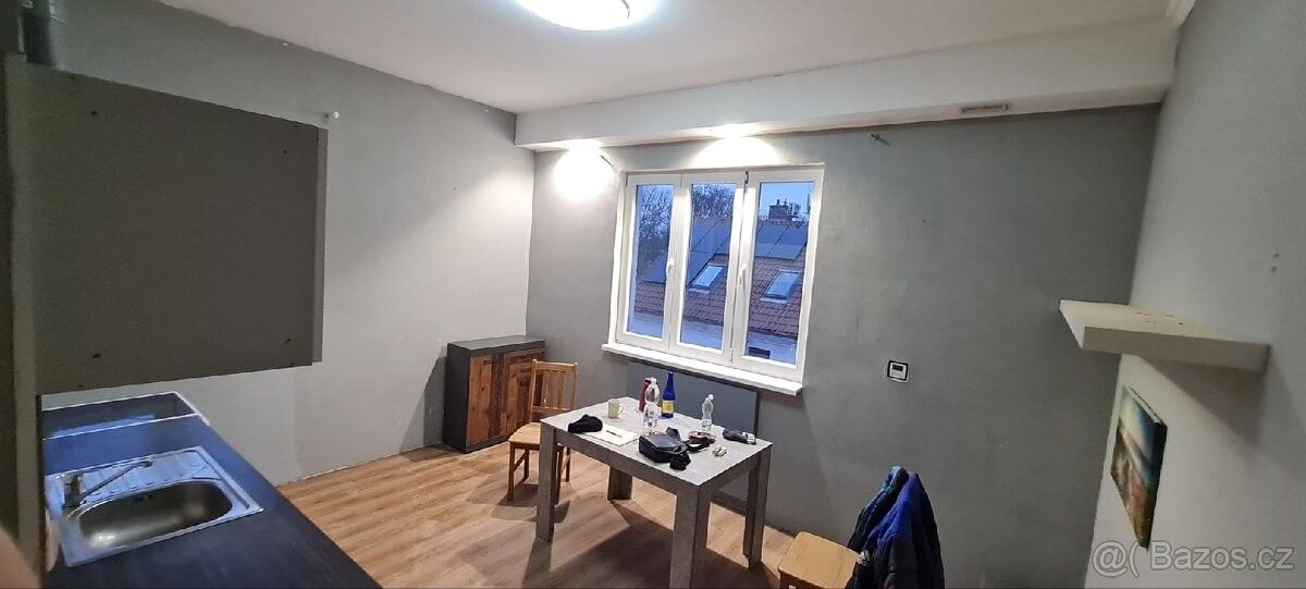 Pronájem byt - Praha, 100 00