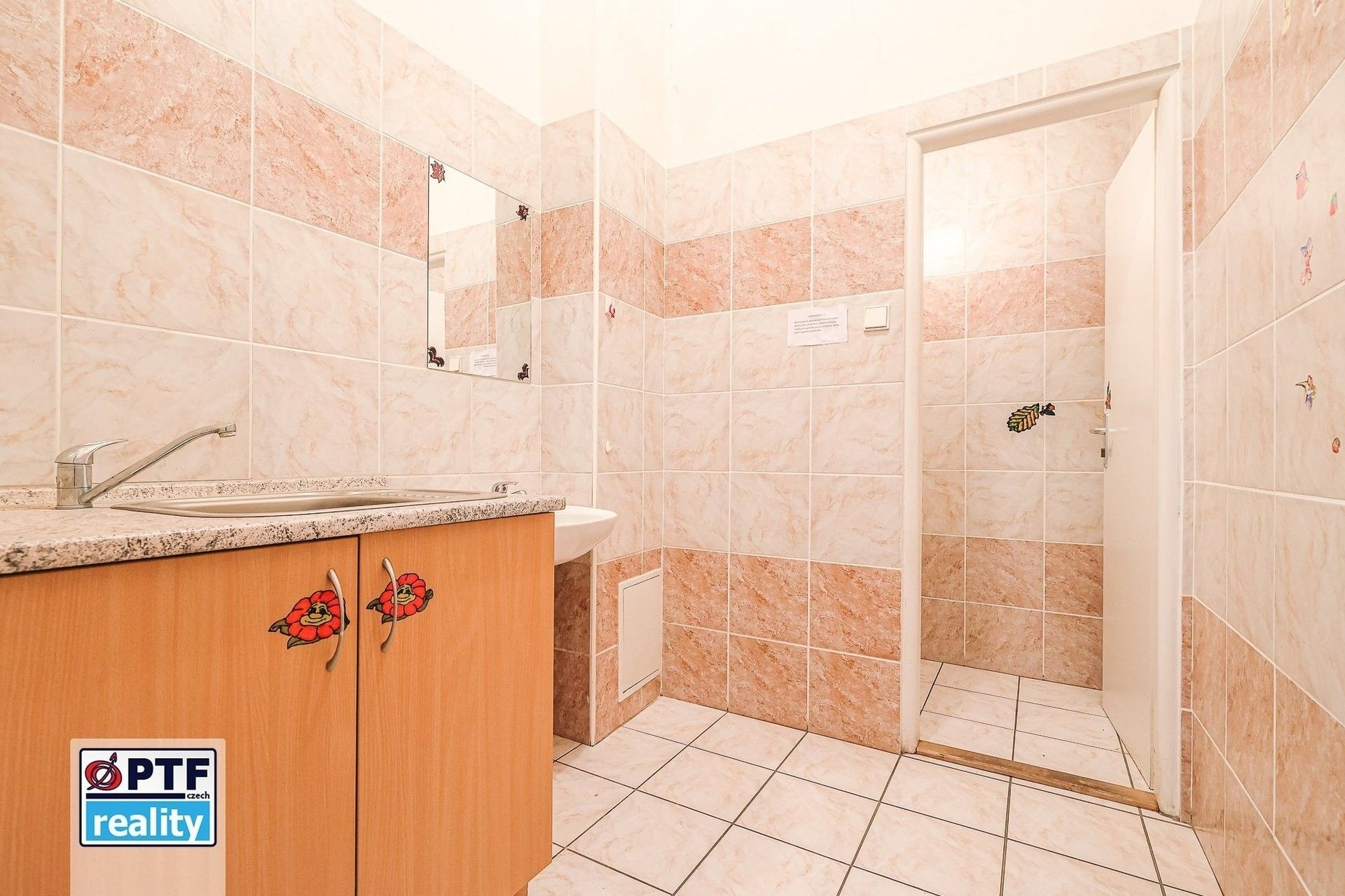 Pronájem kancelář - Na Roudné, Plzeň, 31 m² - 5