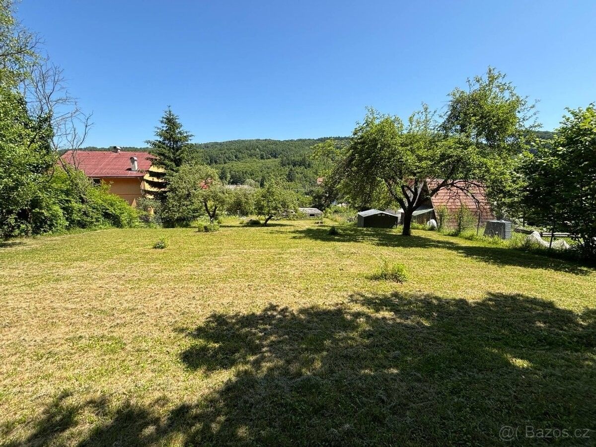 Pozemky pro bydlení, Strání, 687 66