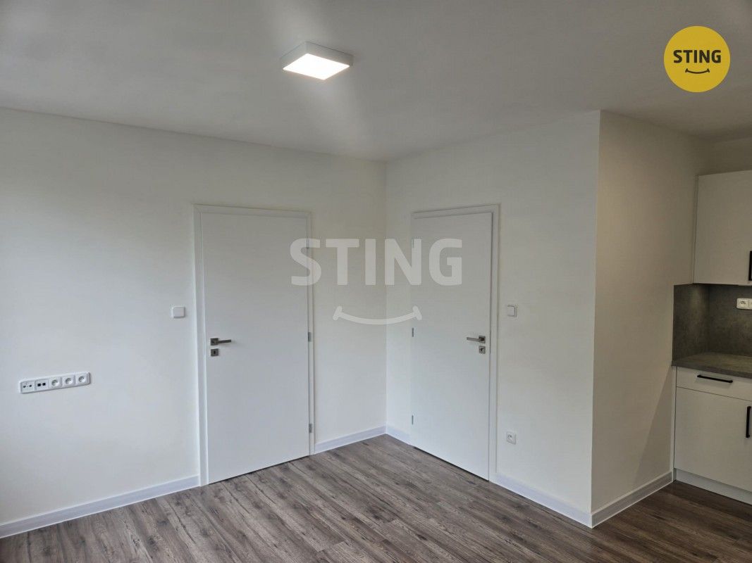 Pronájem byt 2+kk - Šalamounská 3015, Ostrava Moravská Ostrava, 32 m² - 5