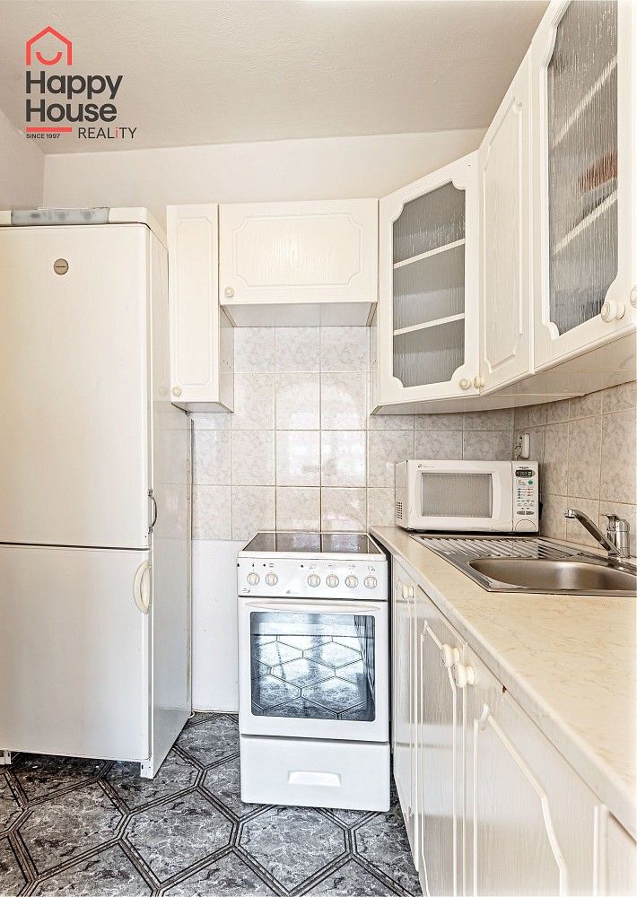 Pronájem byt 2+kk - Cuřínova, Praha 4 - Kamýk, 40 m² - 5