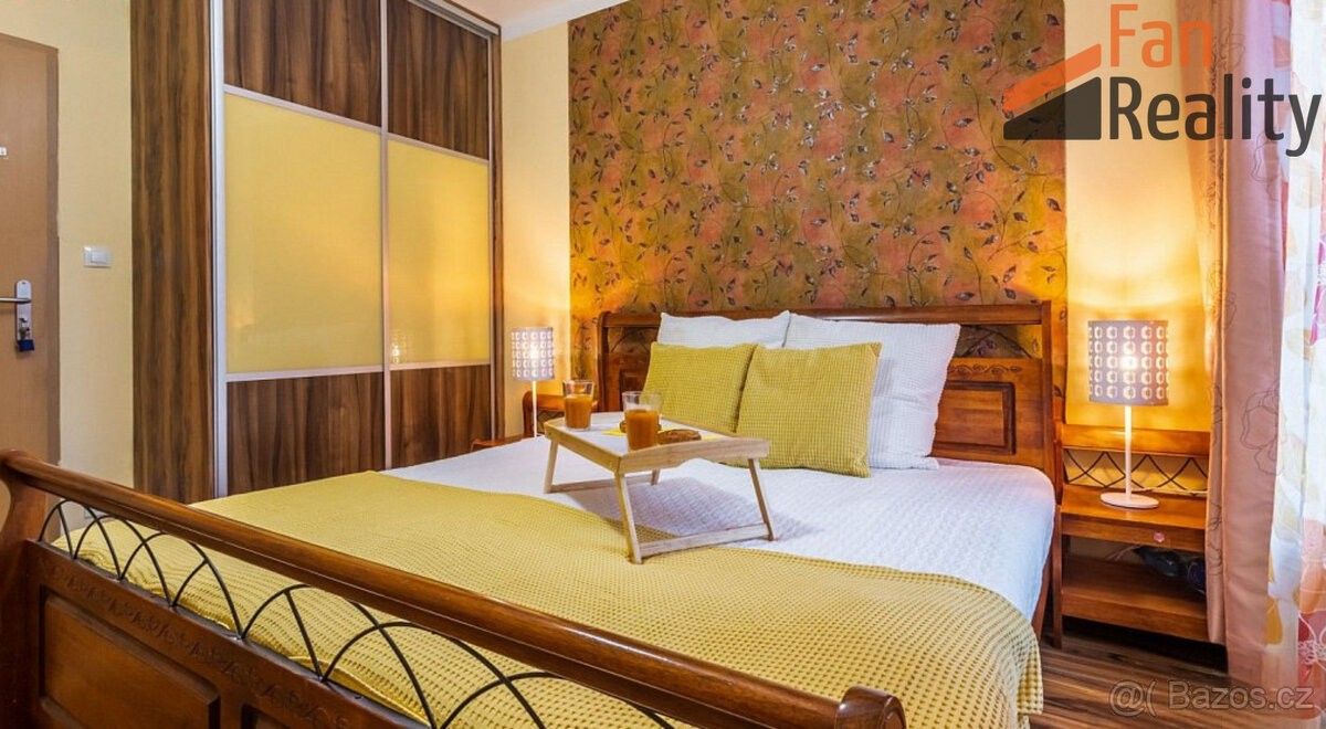 Byt · 111 01, Praha 10 - 3