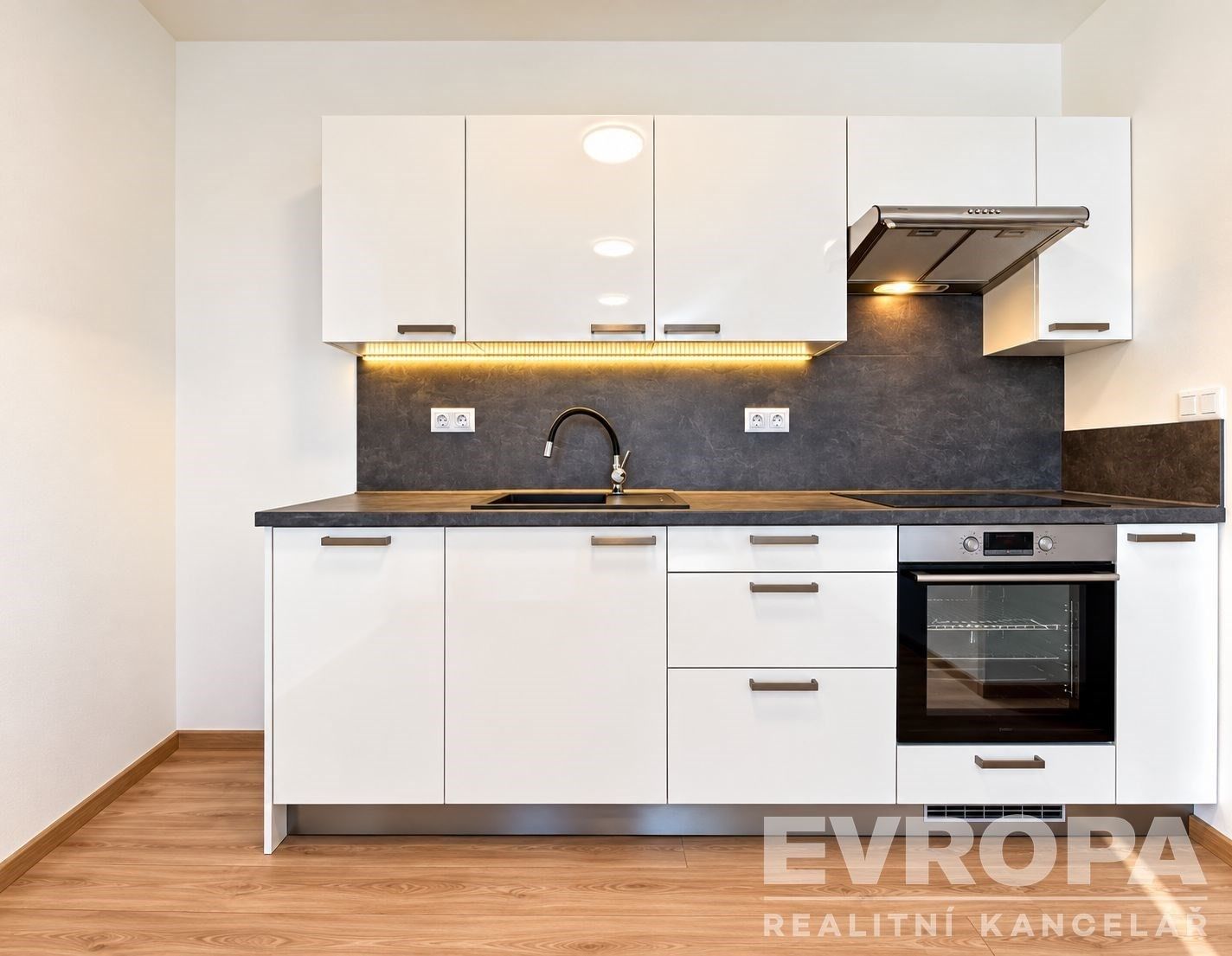 Byt 2+kk · 43 m² · Za Bankou, Břeclav - 3