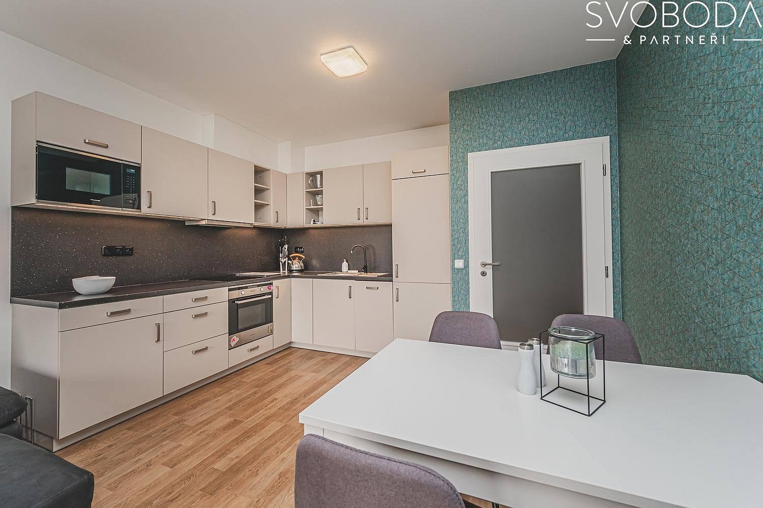 2+kk, Antonína Petrofa, Hradec Králové - Nový Hradec Králové, 61 m² - 2