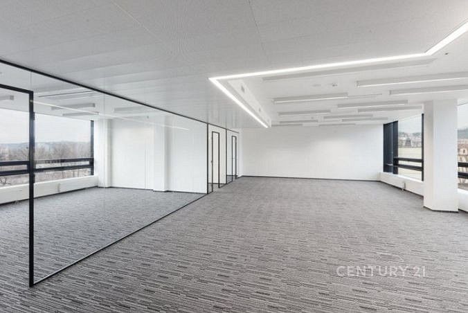 Pronájem kancelář - Praha - Libeň, okres Praha 8, Hlavní město Praha, 521 m² - 5
