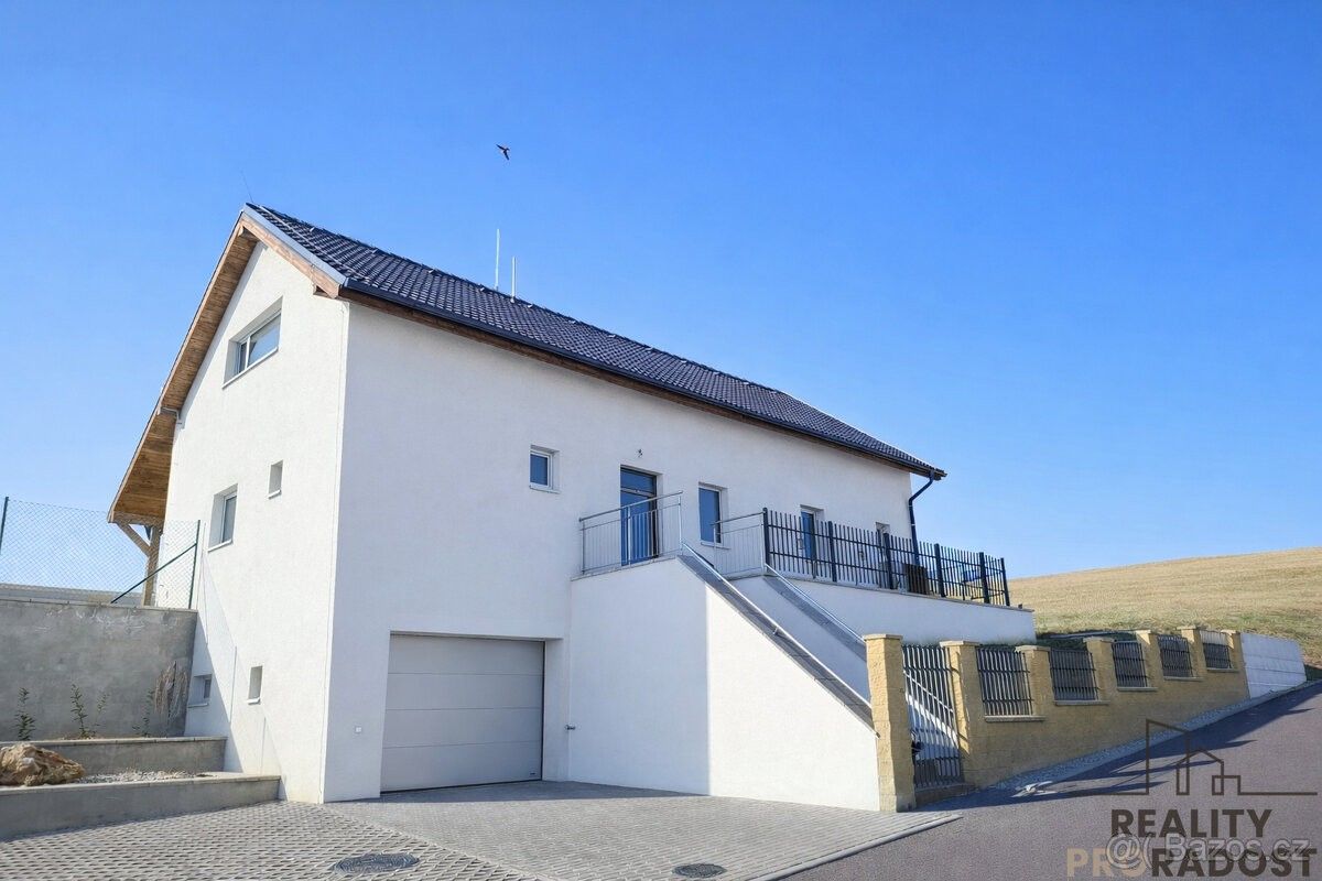 Rodinné domy, Dobšice, 671 82