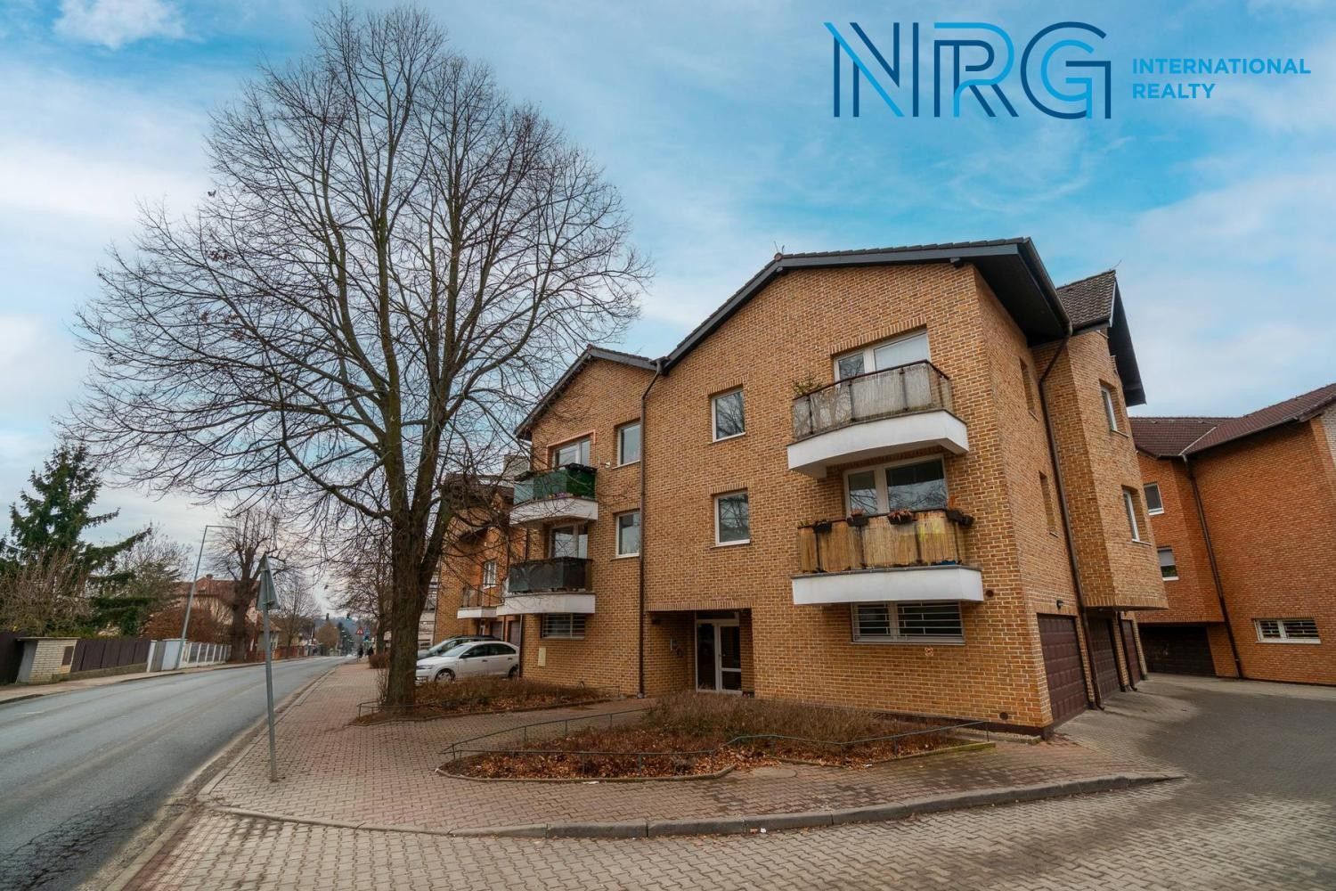 2+kk, Pražská, Dolní Břežany, 53 m²