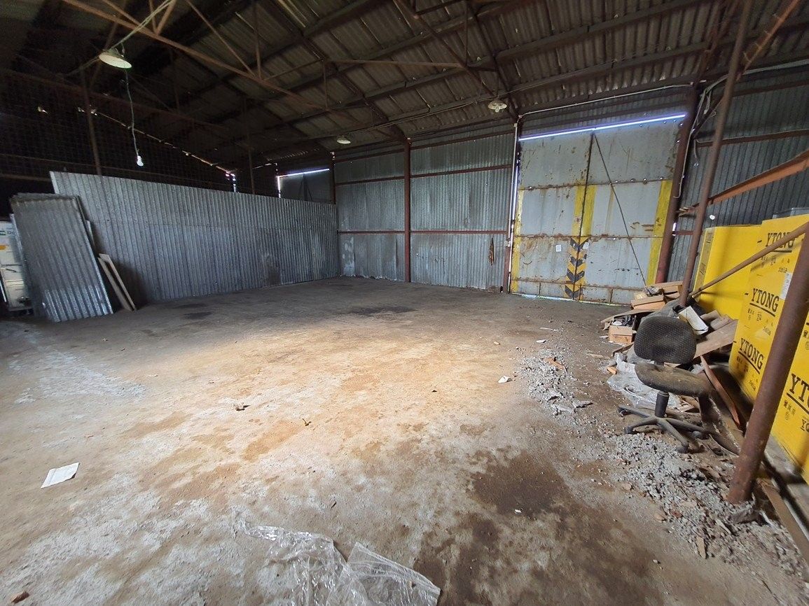 Pronájem sklad - Hradiště, Cheb, 109 m²