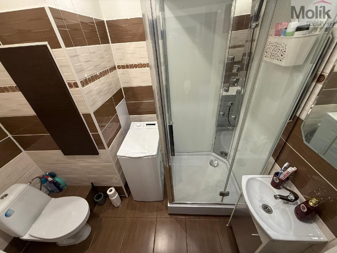 3+1, M. Švabinského, Bílina, 72 m² - 1