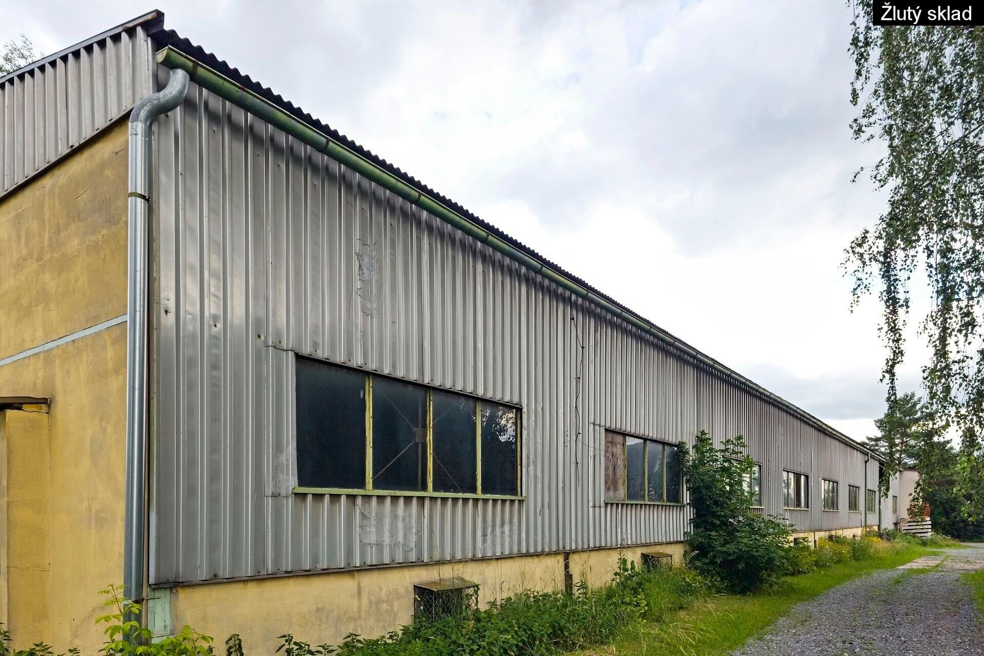 Sklad · 1 080 m² · Lično - 3
