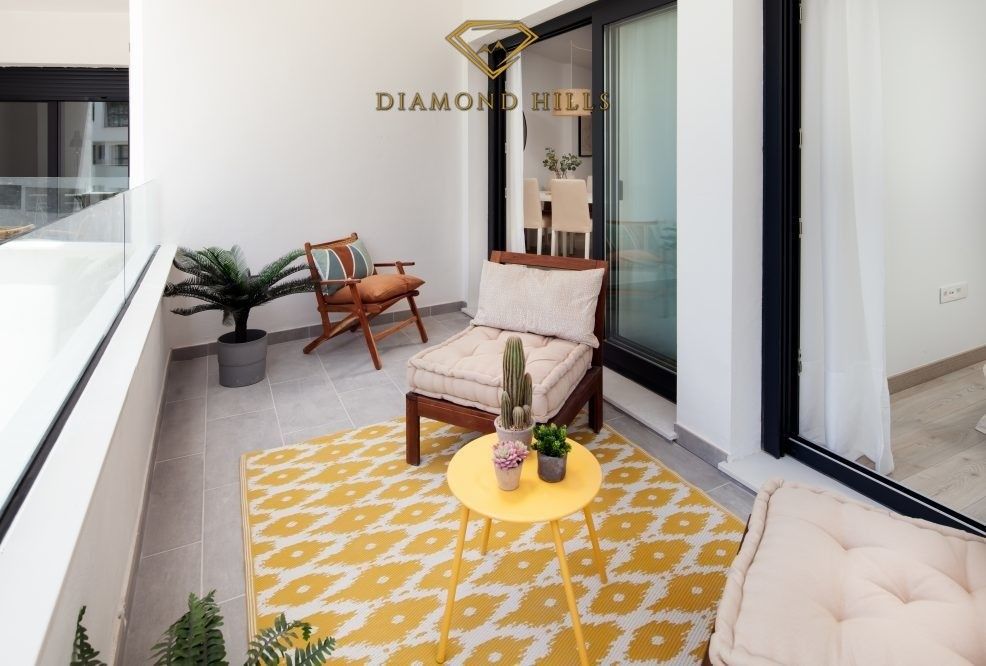 Prodej byt - 987 66, Zahraničí