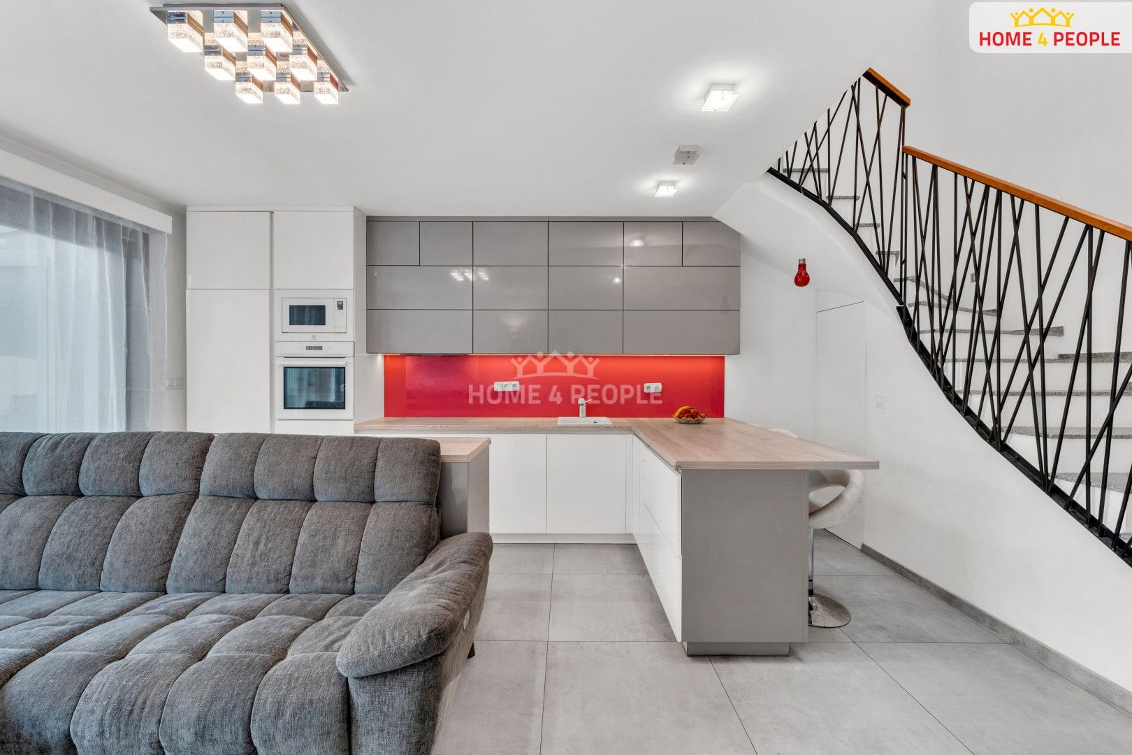 Prodej byt 4+kk - Podzámecká, Praha, 125 m²