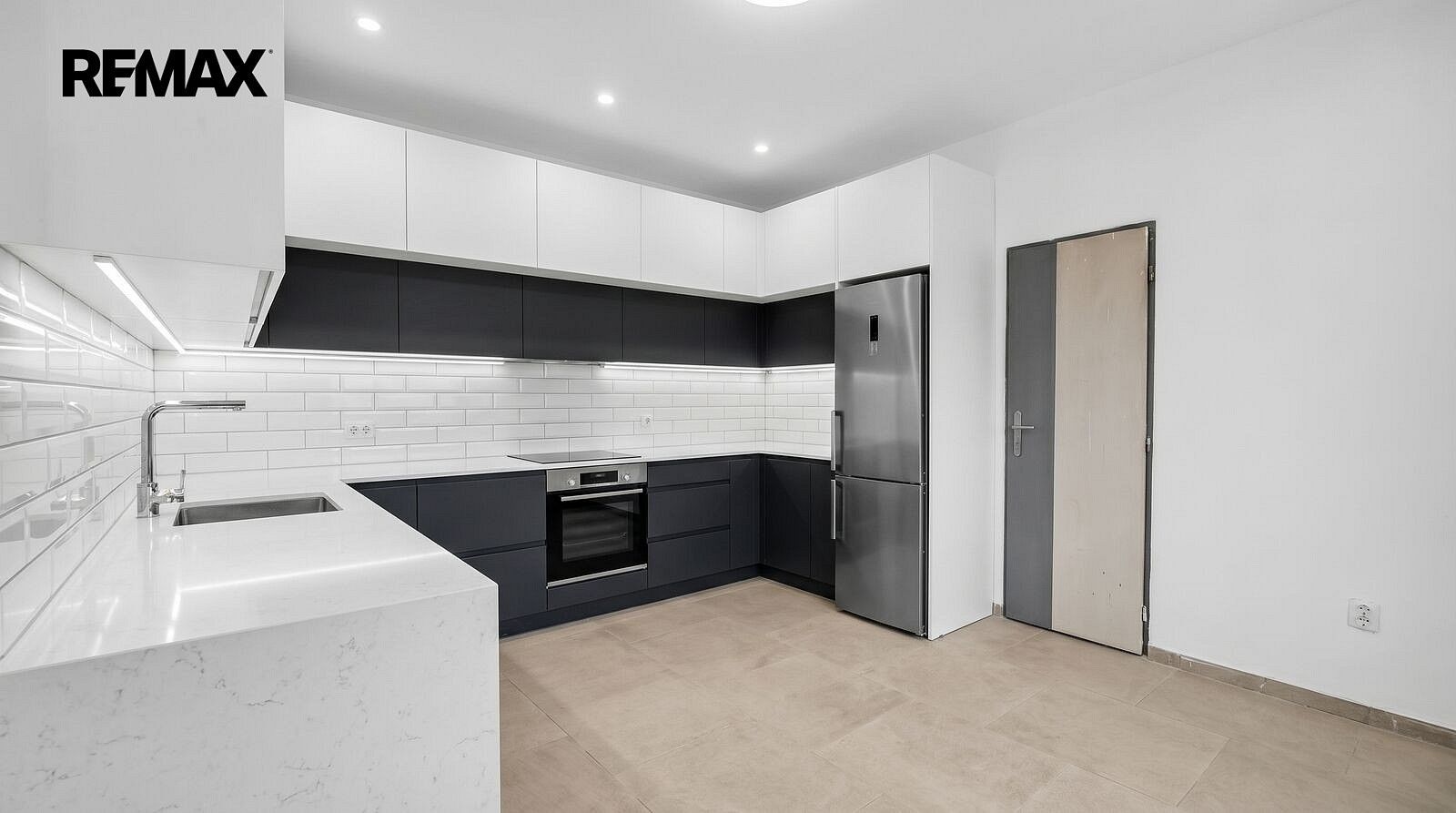 Prodej rodinný dům - Vrbičany, okres Kladno, 170 m² - 5