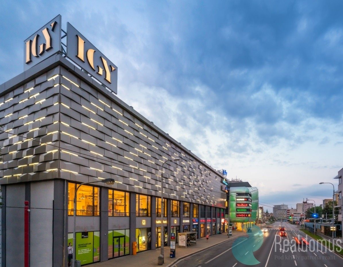 Pronájem kancelář - Pražská tř., České Budějovice, 100 m²