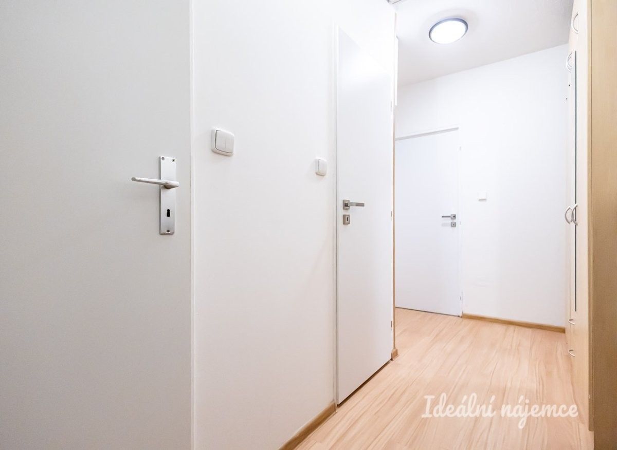 2+kk, Lessnerova, Praha, 43 m² - 1