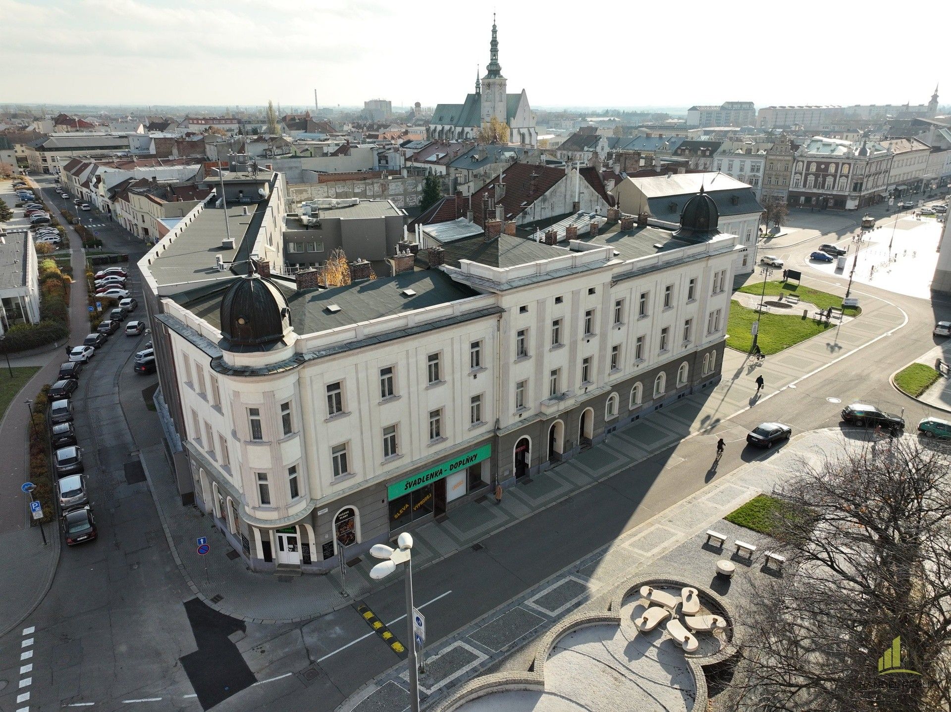 Obchodní prostory, Pernštýnské nám., Prostějov, 80 m²