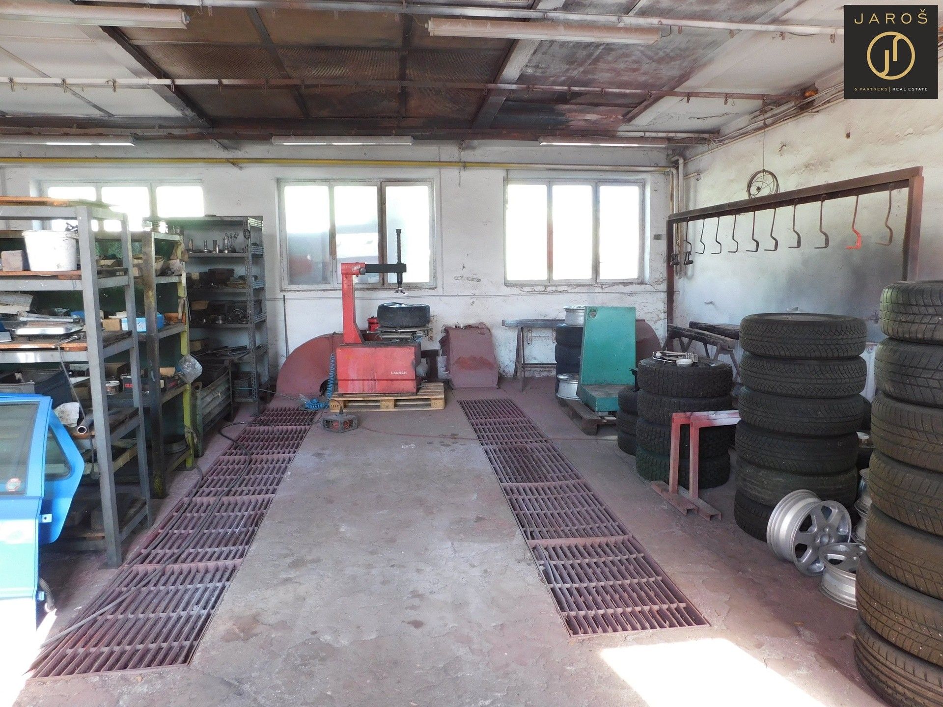 Pronájem výrobní prostory - Vroutek, 330 m² - 5