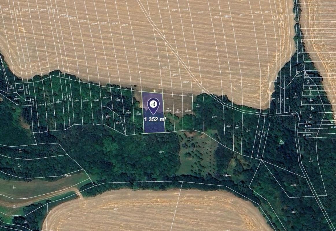 Louky, Částkov, 1 352 m² - 1