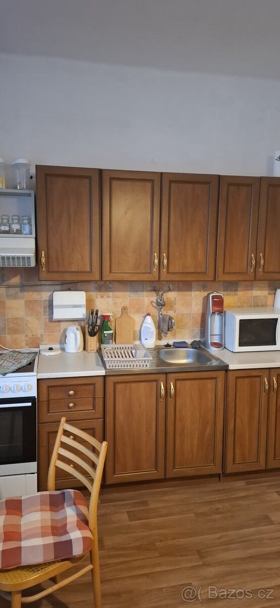 Byty, Mostek, 544 75