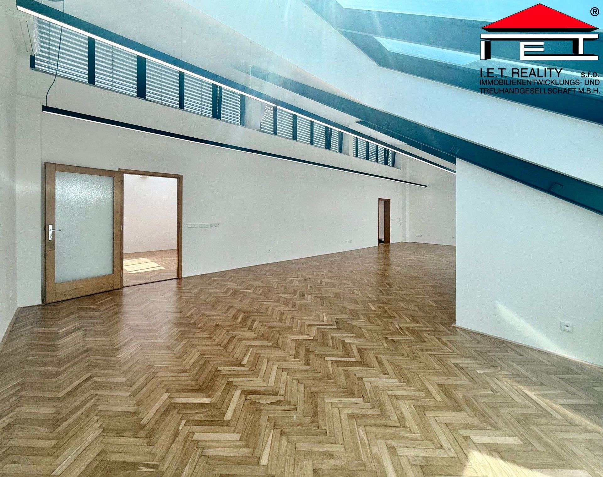 Pronájem kancelář - Moravské náměstí, Brno, 196 m² - 5
