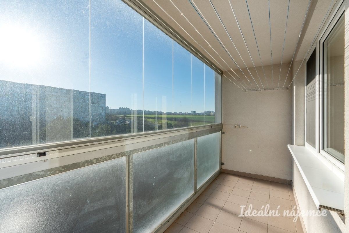 Pronájem byt 4+1 - Tesaříkova, Praha, 79 m²