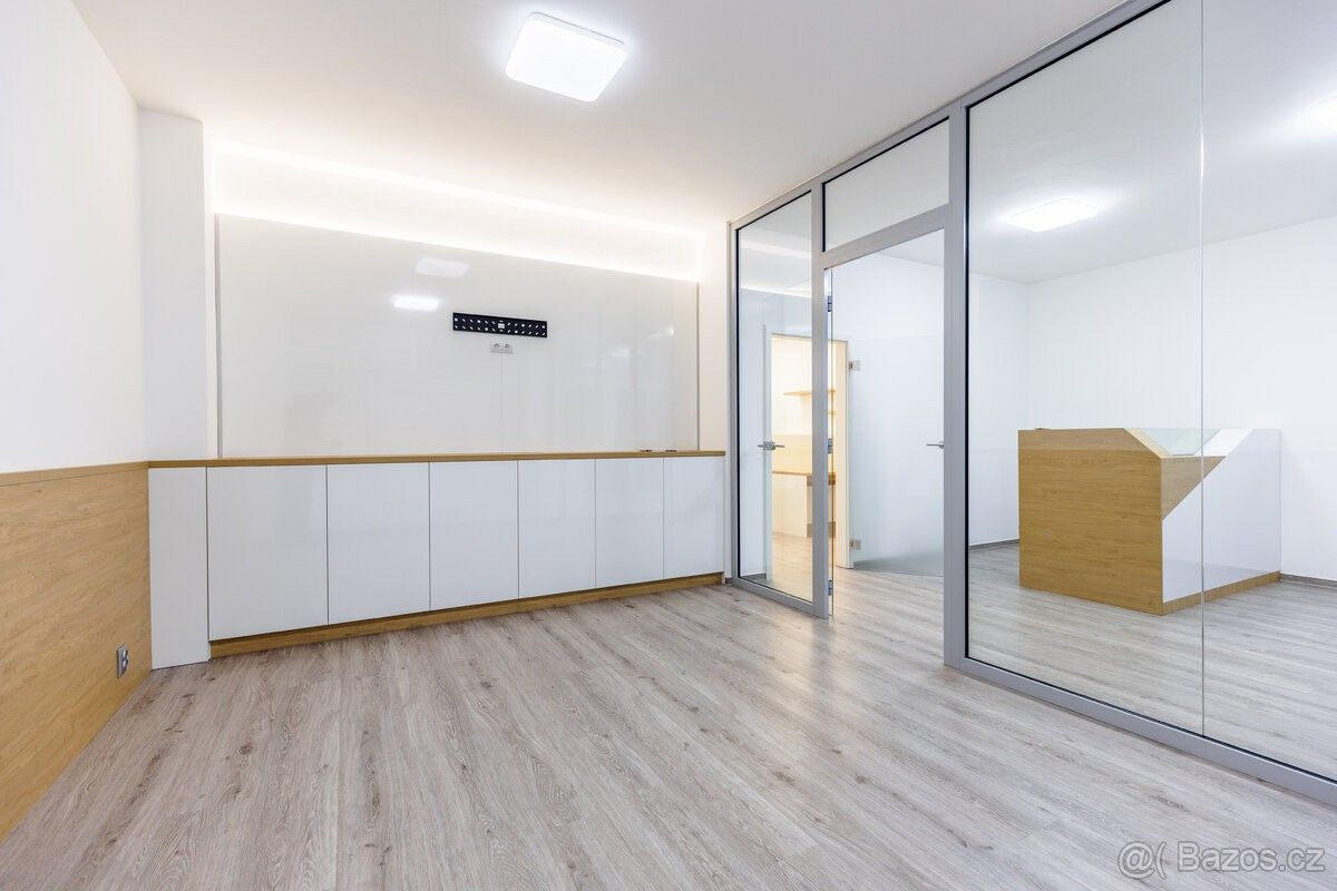 Kanceláře, Brno, 612 00