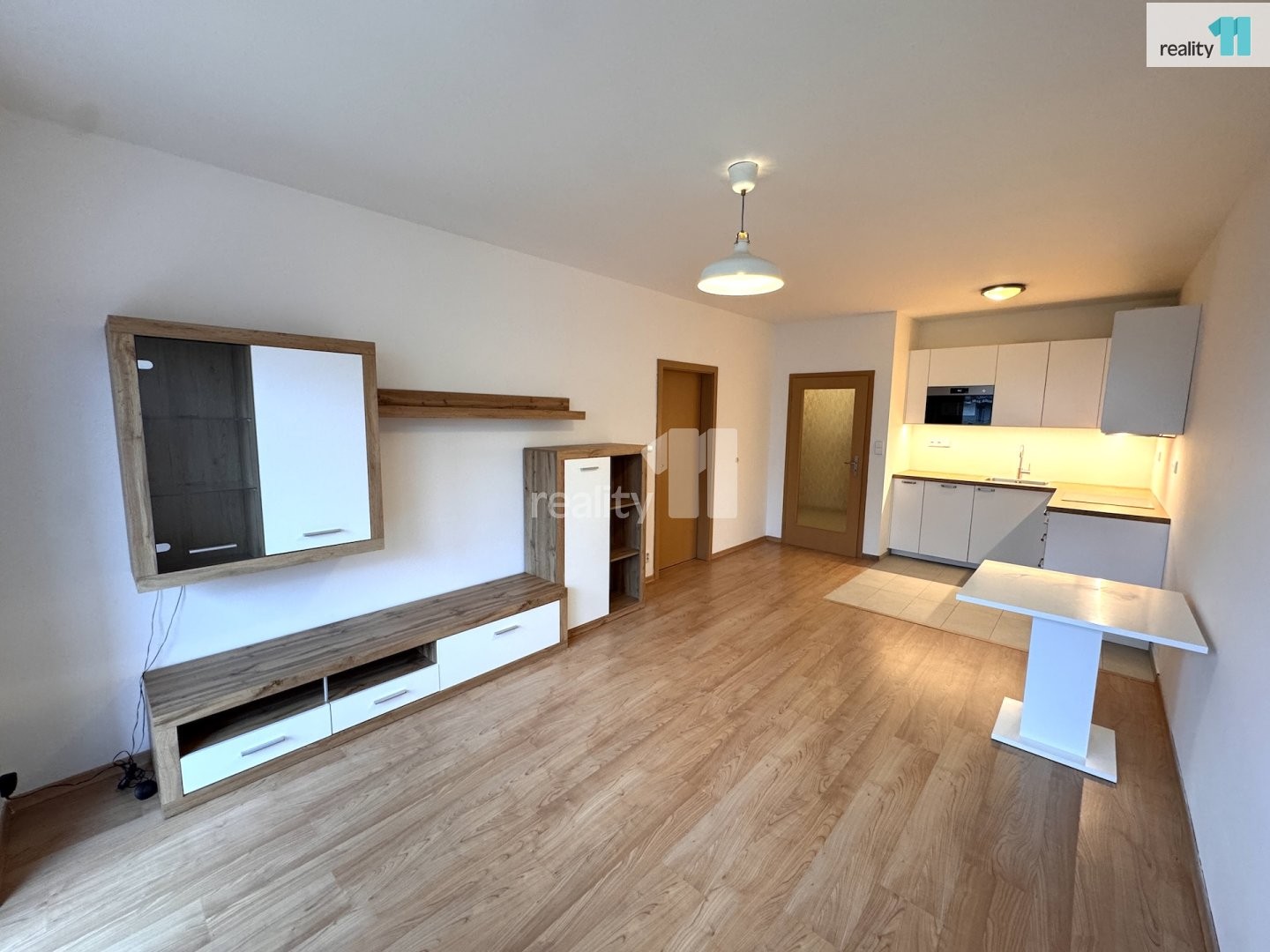 Byt 2+kk · 53 m² · Pod Harfou, Praha - 3