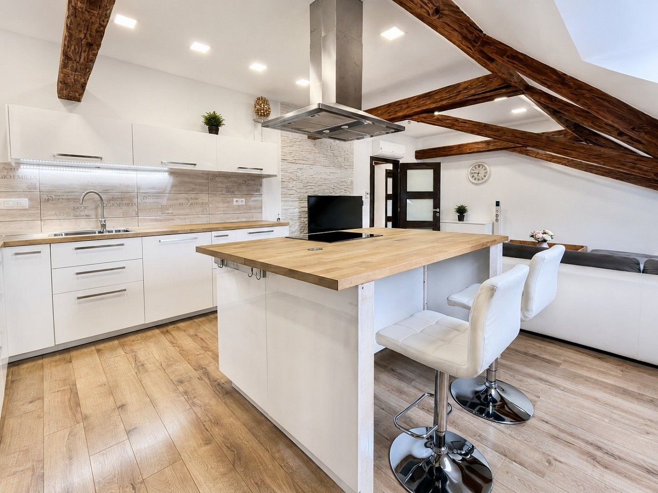 3+kk, Štěchovice, okres Praha-západ, Středočeský kraj, 122 m² - 1