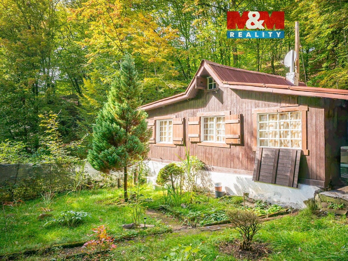 Chaty, Obec, Kaliště, 42 m²