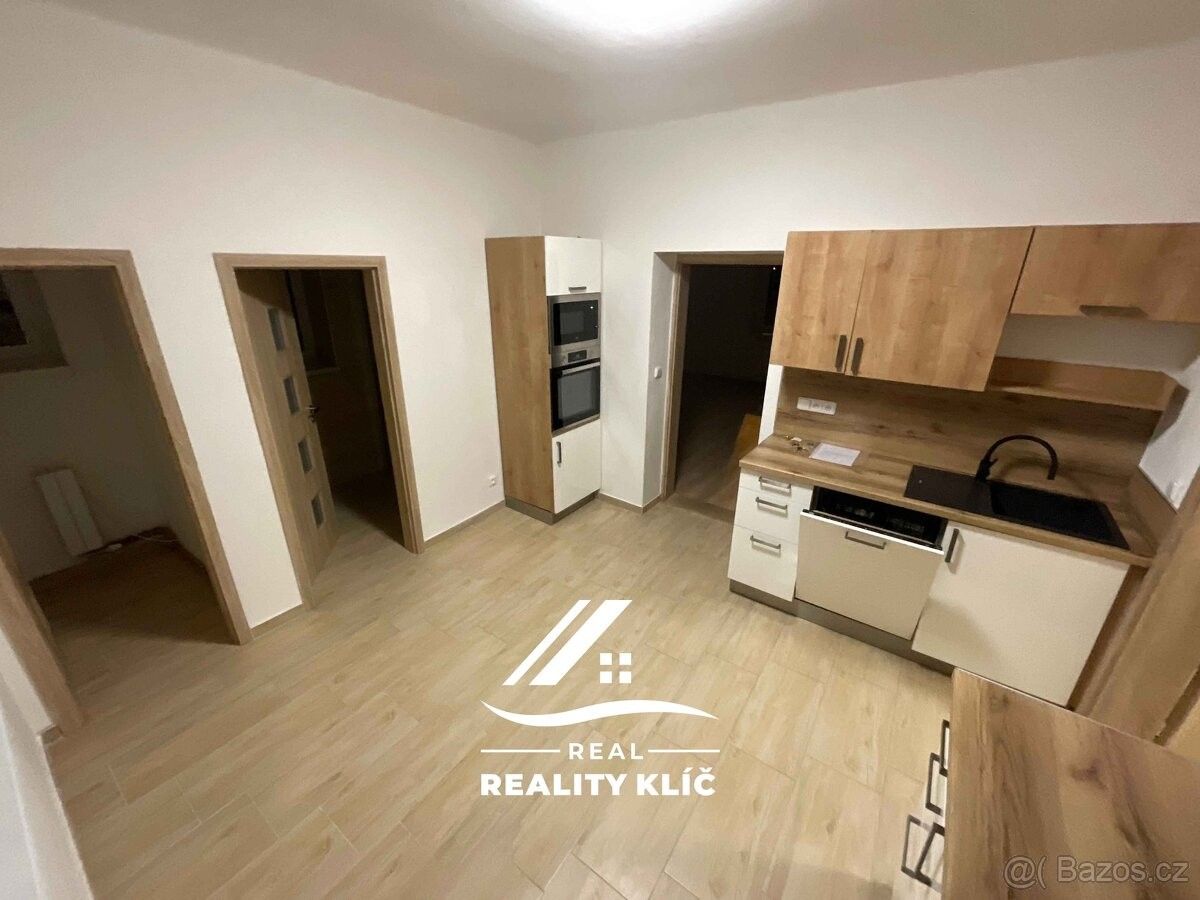 Pronájem byt - Frýdek-Místek, 738 01