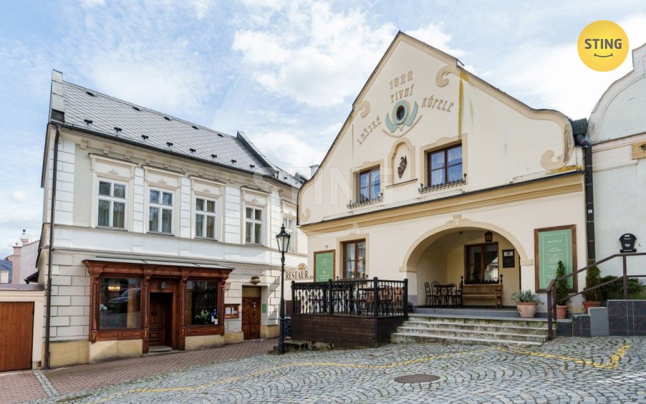 Ubytovací zařízení, Náměstí, Štramberk, 2 230 m²