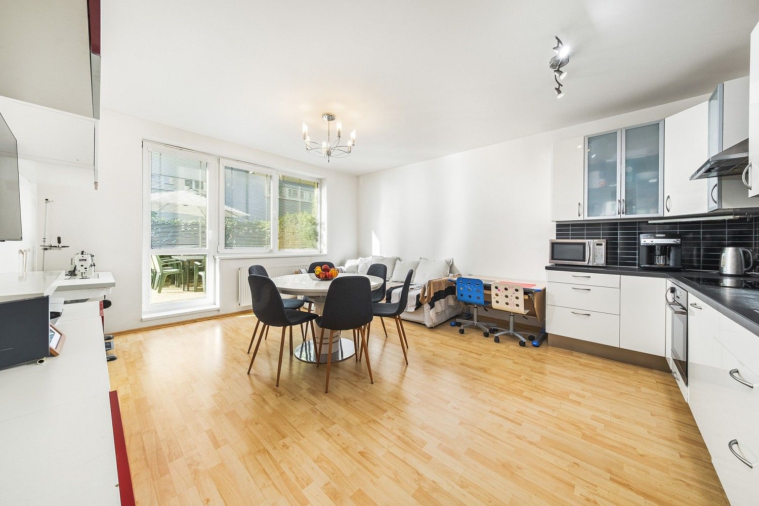 3+kk, U Hostavického potoka, Praha 9 - Hostavice, 70 m² - 1
