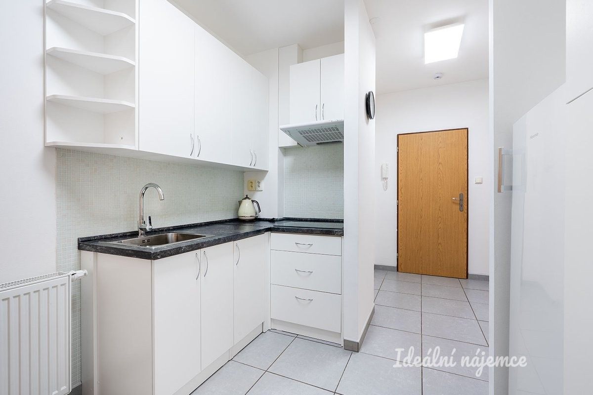 2+kk, Brandejsovo náměstí, Praha, 54 m² - 2