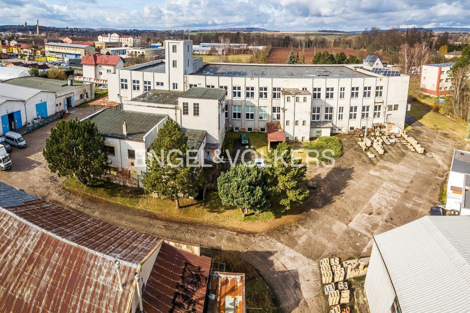 Sklady, Náchodská, Jaroměř, 11 m²