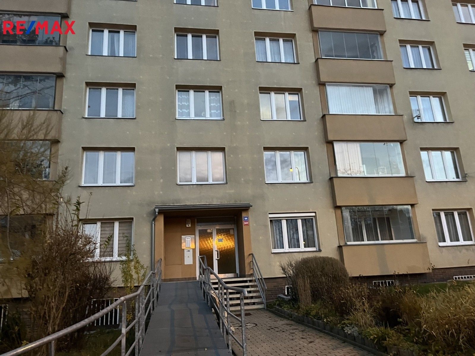 Prodej byt 2+1 - Gagarinova, Karlovy Vary, 57 m²