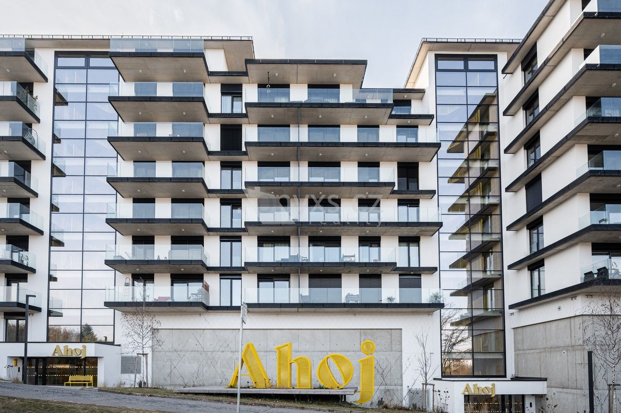 Prodej byt 1+kk - Československého exilu, Praha, 28 m²