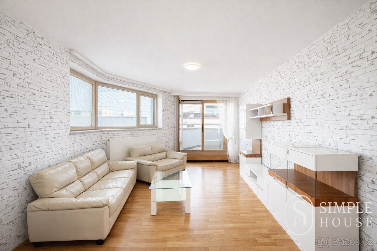 Pronájem byt - Praha, 130 00