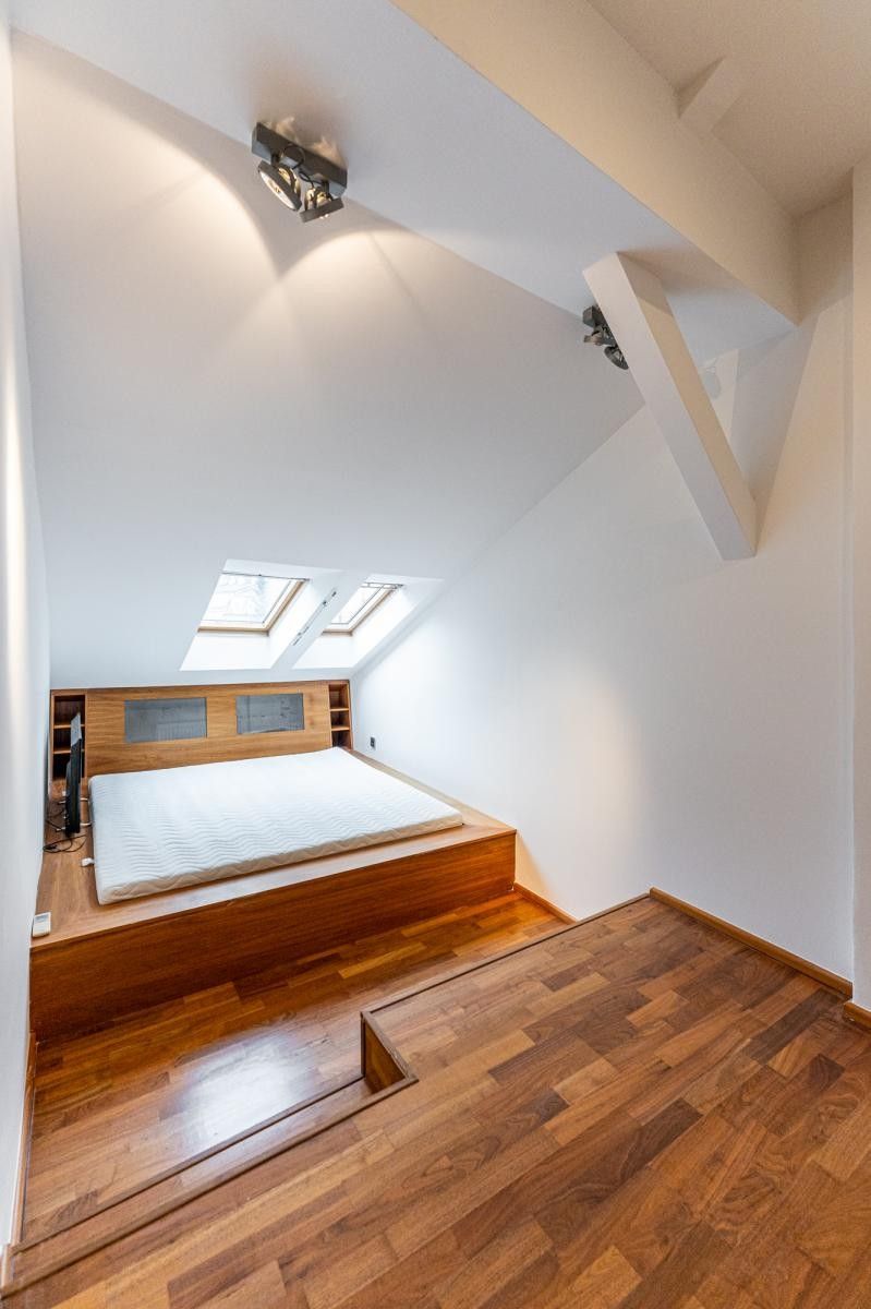 Byt 5+kk · 154 m² · Újezd, Praha (ulice) - 3