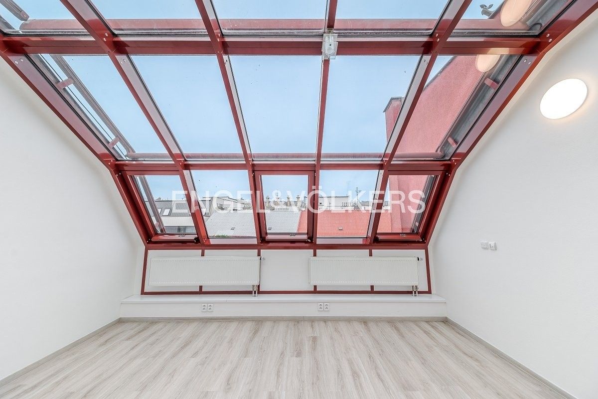 Byt 4+1 · 80 m² · Pod Klamovkou 1268, Praha Košíře - 3