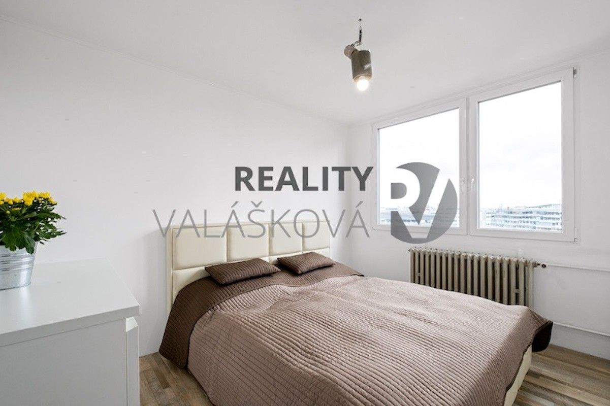 Prodej byt 3+1 - Bítovská, Praha, 70 m²