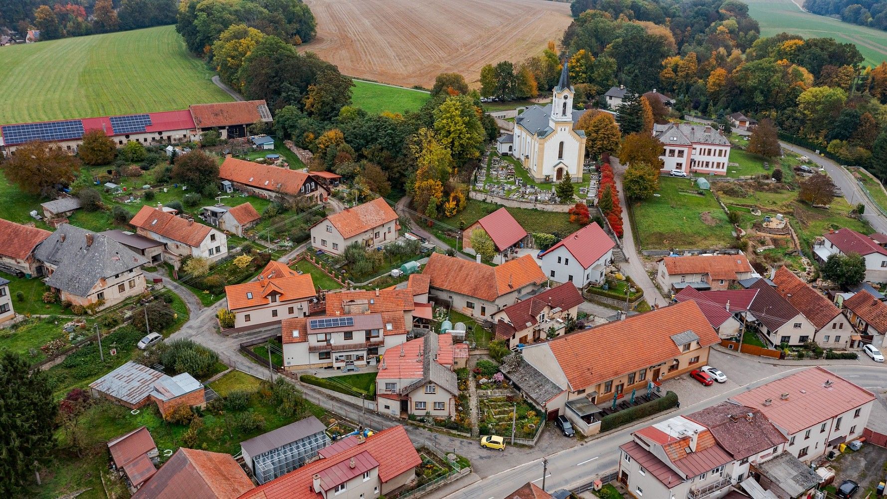 Rodinné domy, Skořenice, okres Ústí nad Orlicí, 200 m² - 2