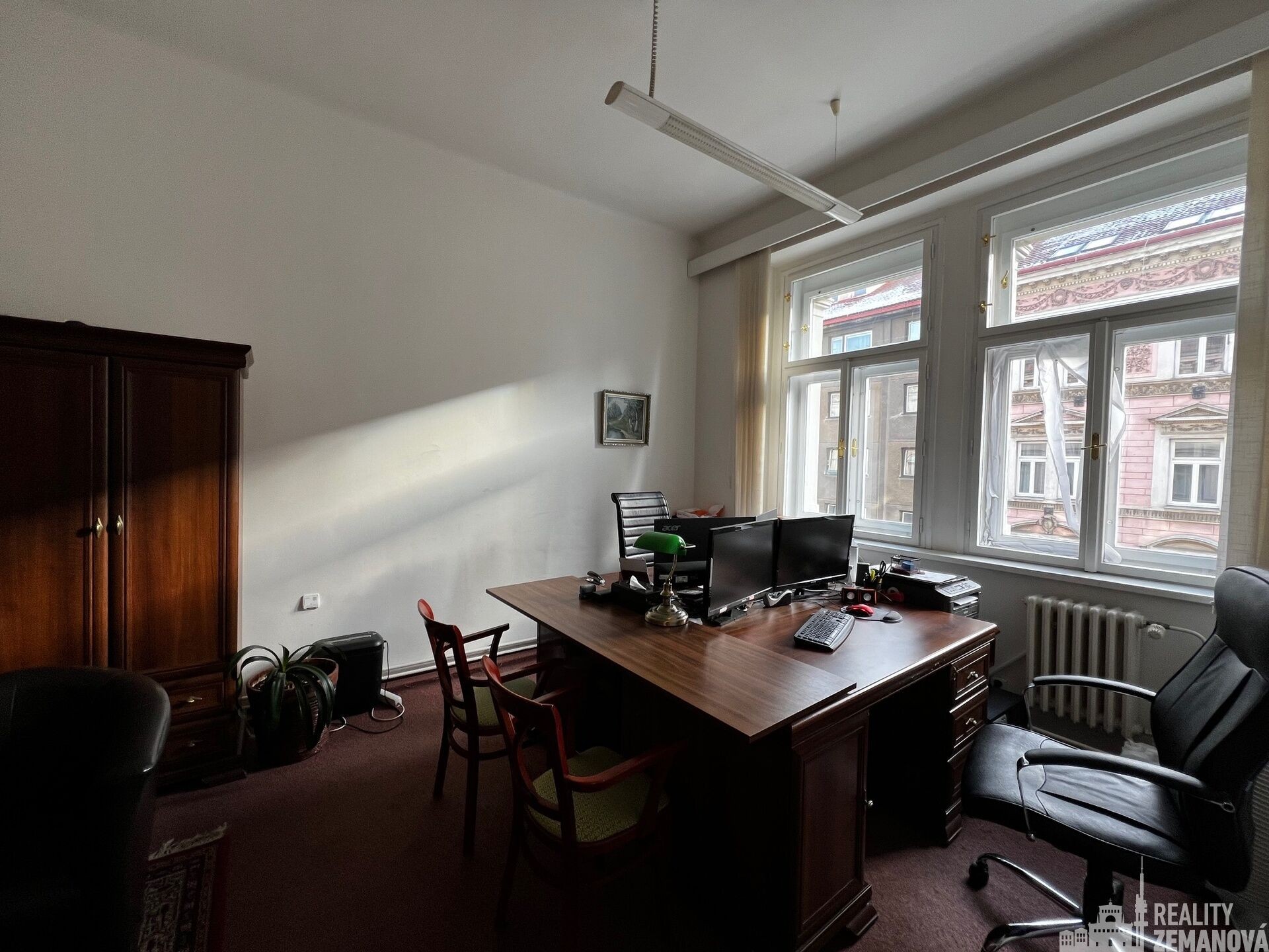 Kancelář · 56 m² · Rumunská, Praha - 4