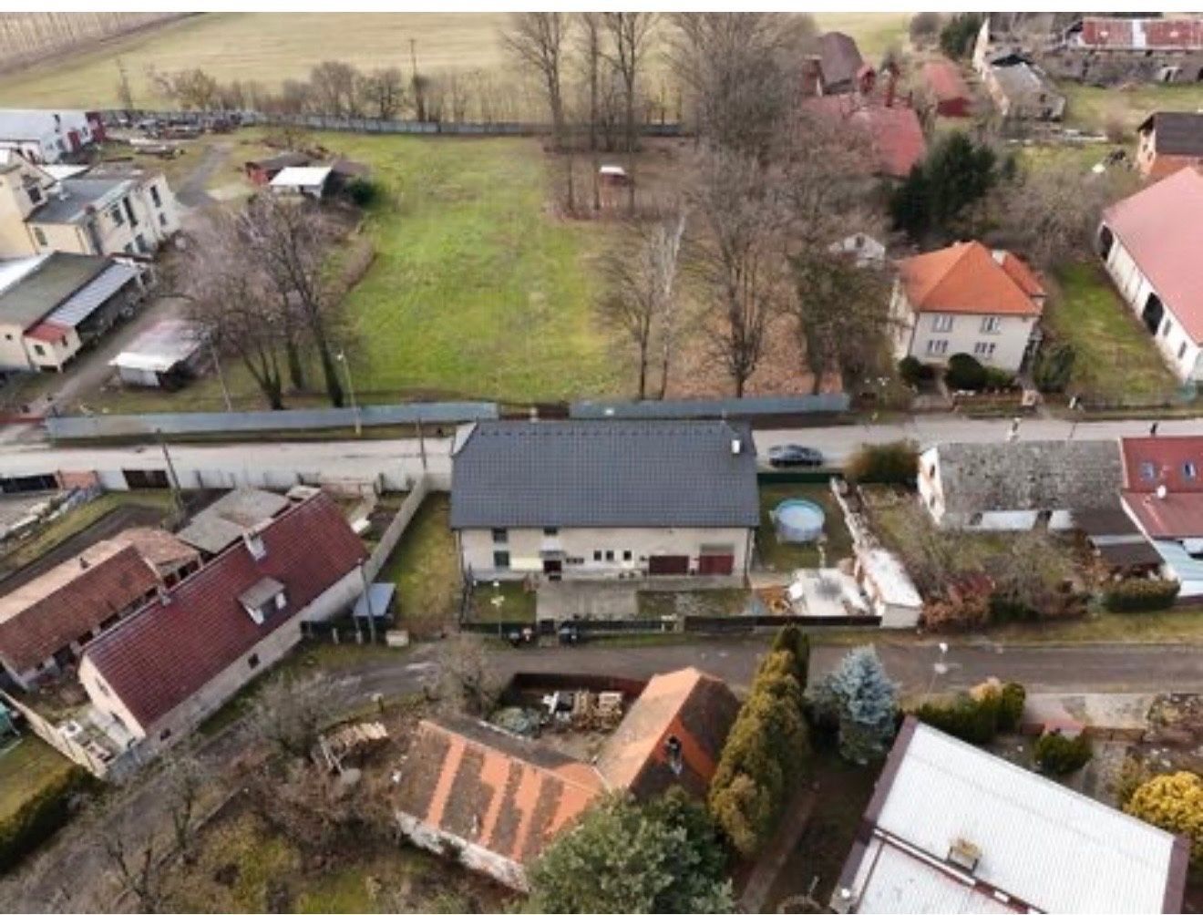 Rodinné domy, Spojovací, Ronov nad Doubravou - Ronov nad Doubravou, Pardubický kraj, 400 m²