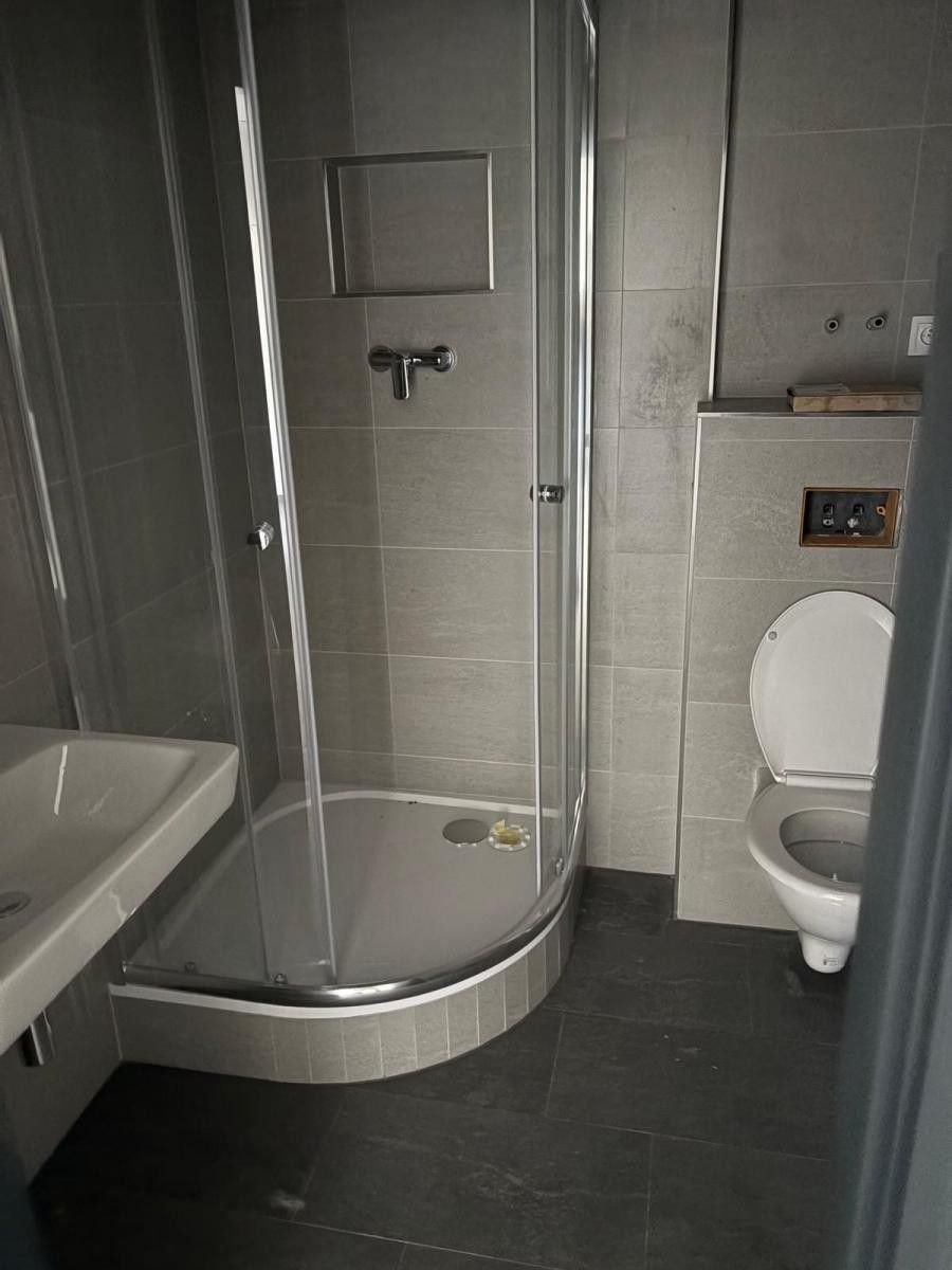 Pronájem kancelář - Jiráskova, Sezemice, 68 m²