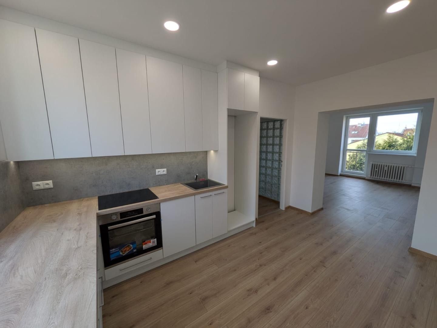 2+kk, Heydukova 559, České Budějovice 7, 63 m² - 2