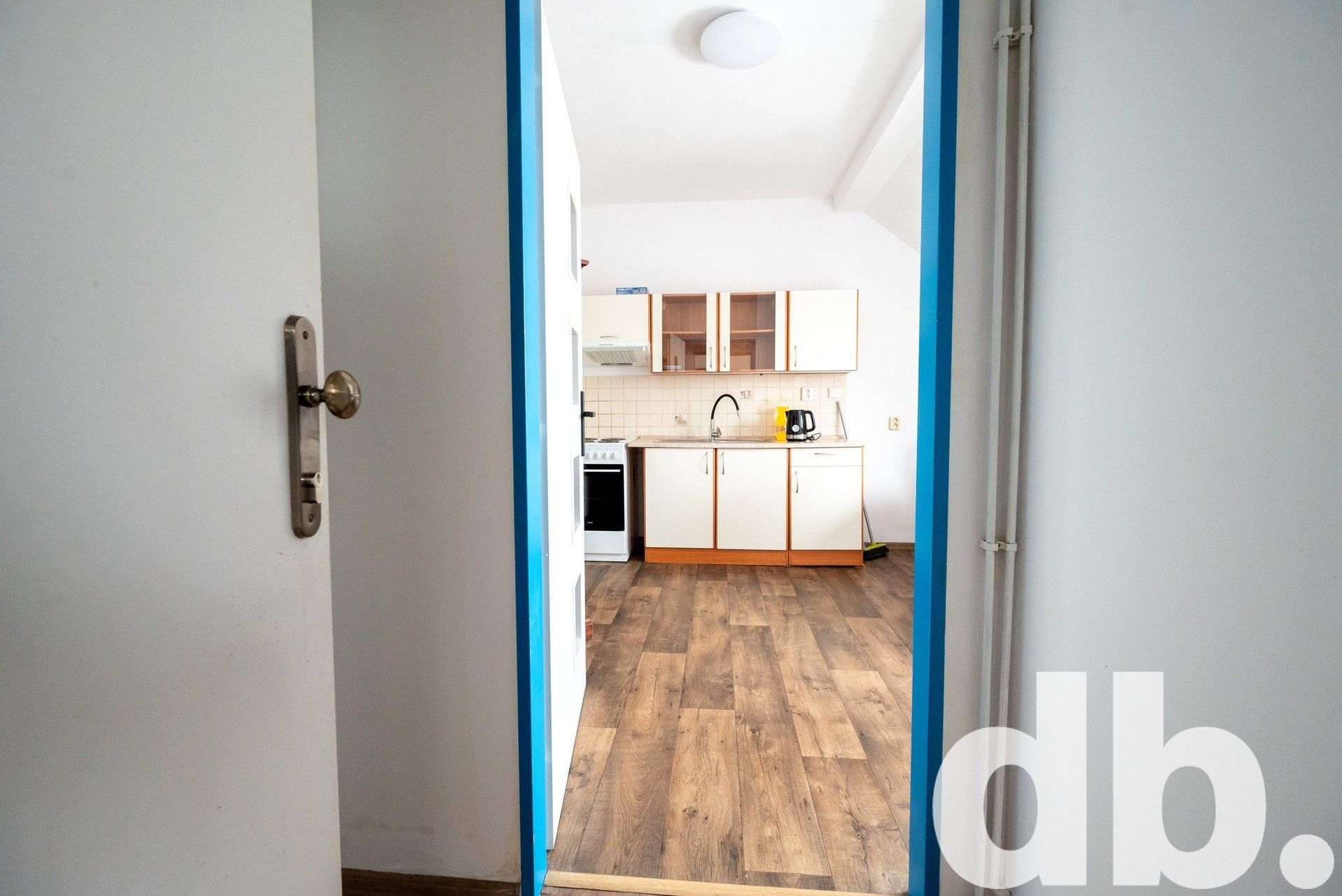 Pronájem byt 1+1 - Jabloňová, Karlovy Vary, 45 m²