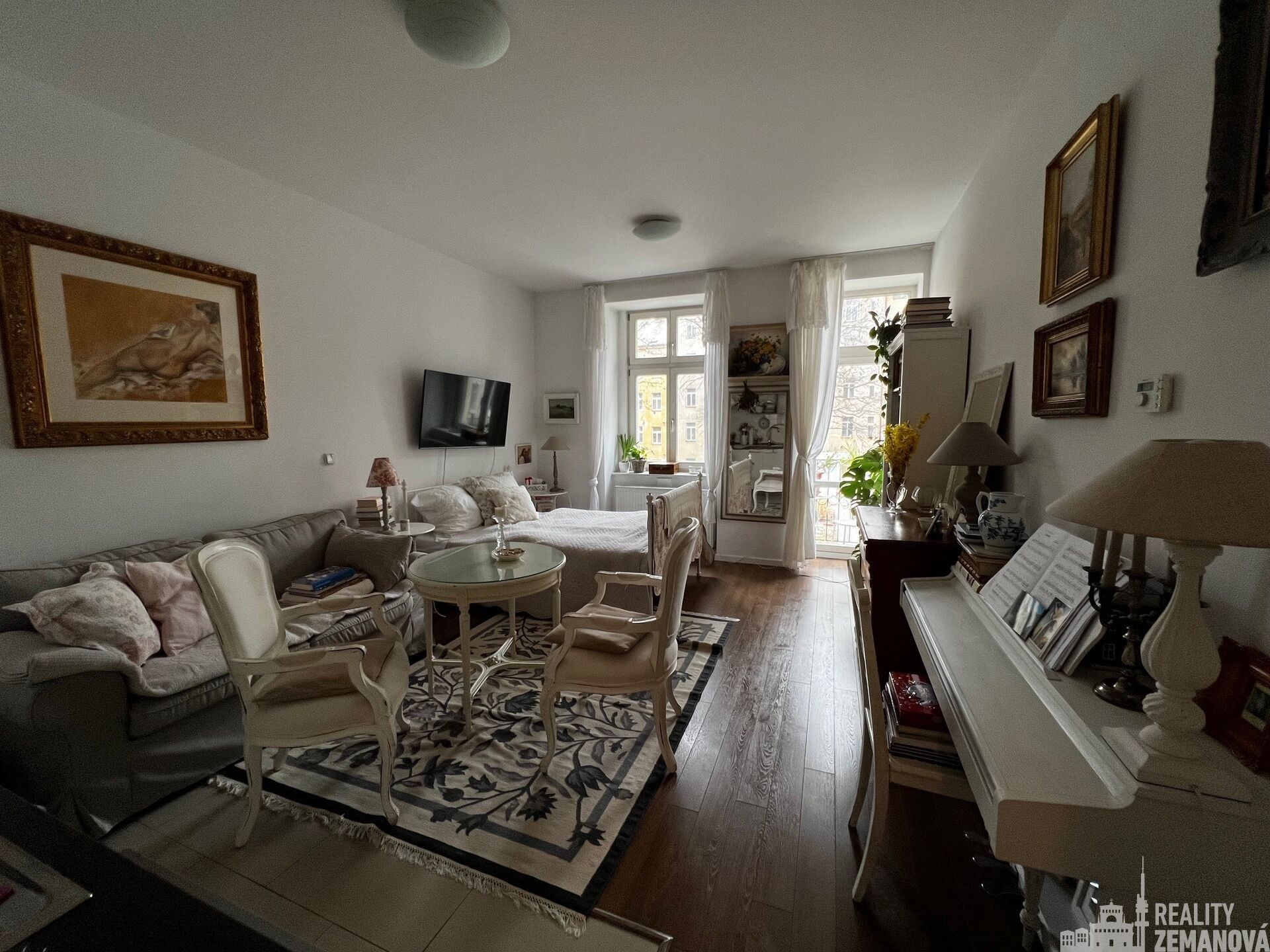 1+kk, Korunní, Praha, 31 m²