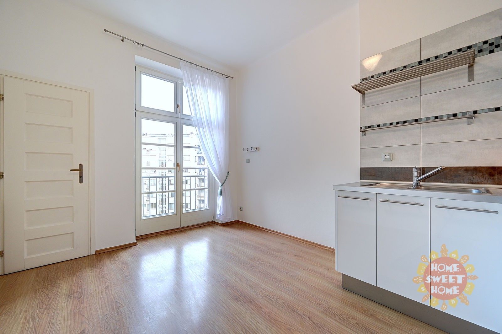 1+1, Národní obrany 715, Praha, 42 m²